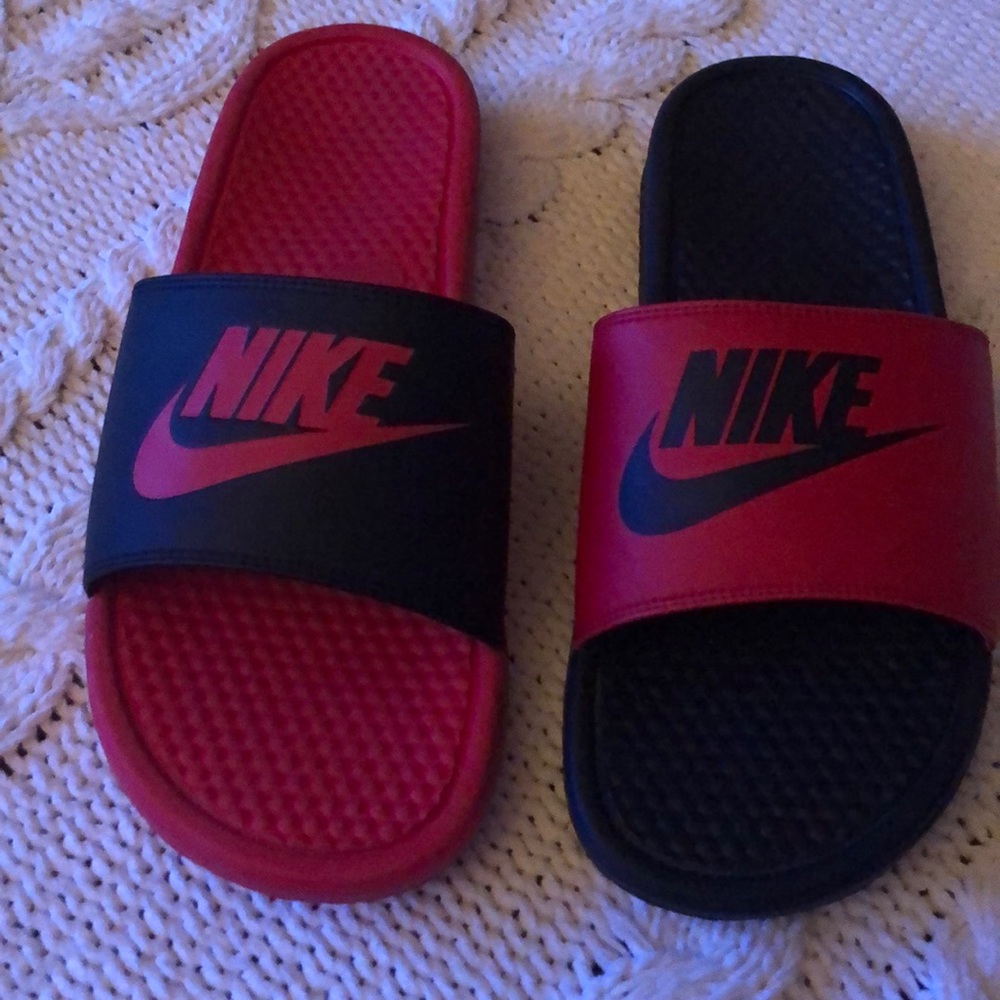 Nike slides